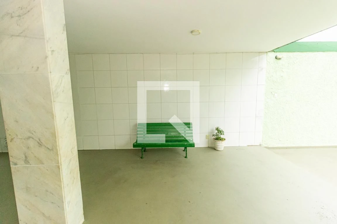 Furnished 3-bedroom apartment with BBQ area — photo 9