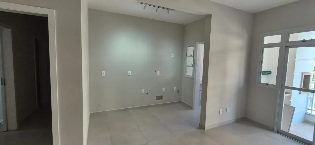 3-bedroom apartment with 1 en-suite and 2 parking spots — photo 6