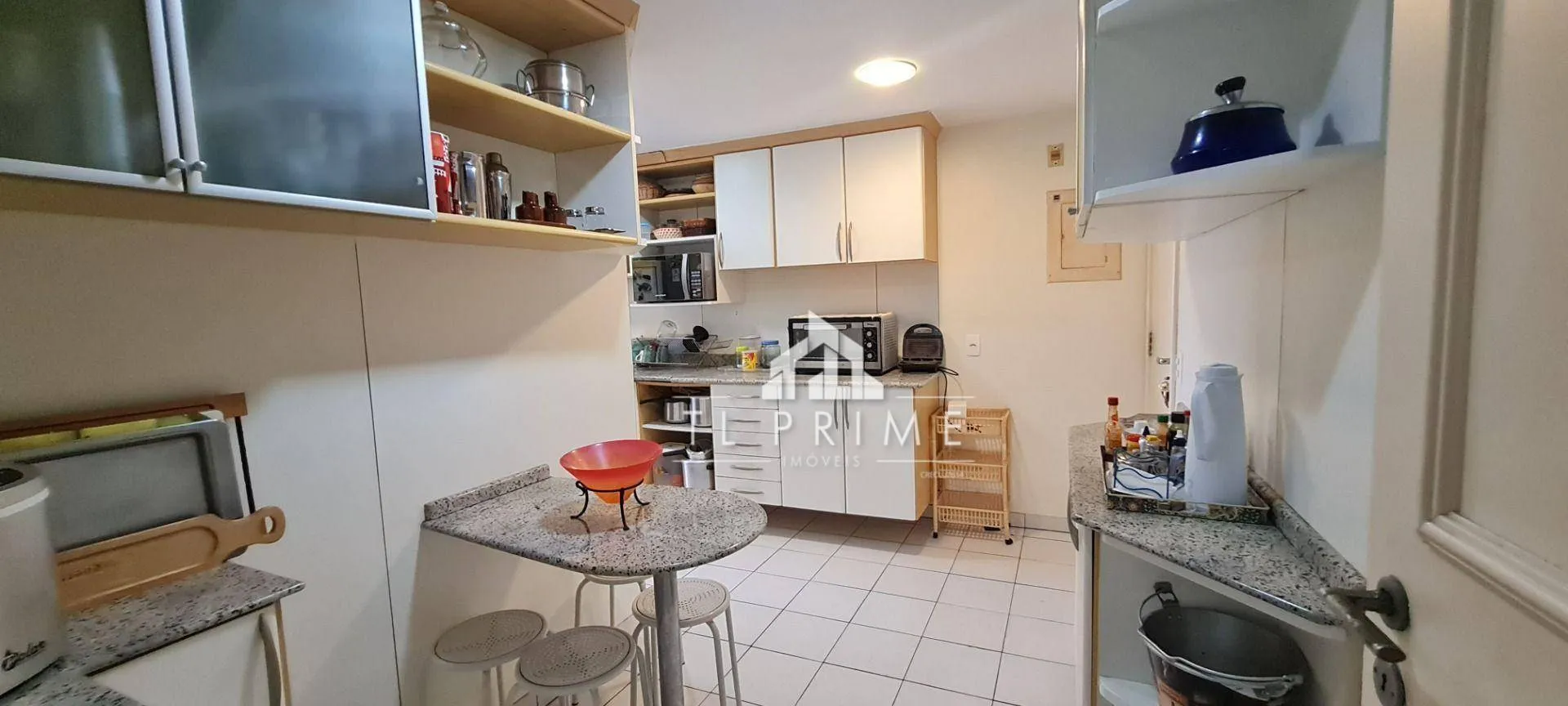 Apartamento de 3 dormitórios com 4 banheiros e varanda — photo 27