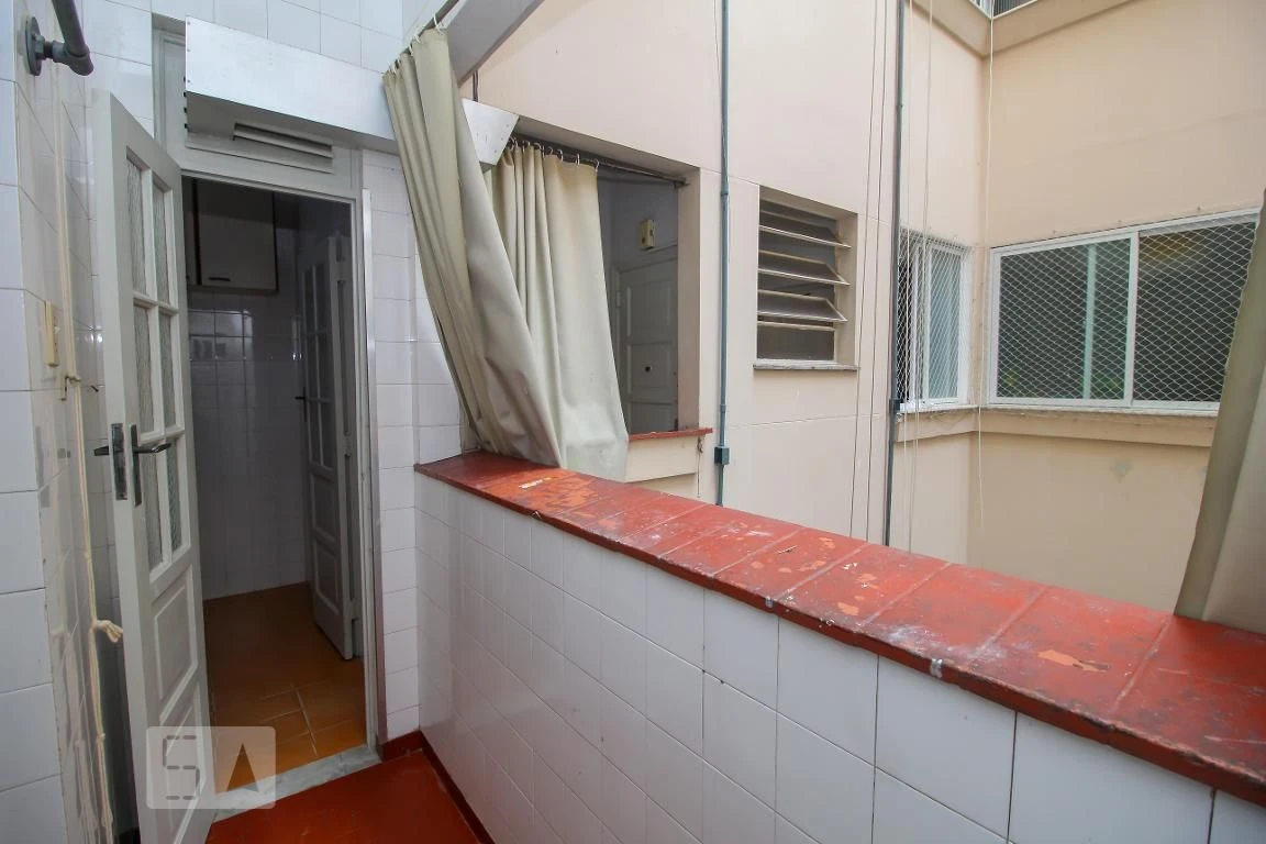 Rental apartment with 2 bedrooms and a balcony — photo 49