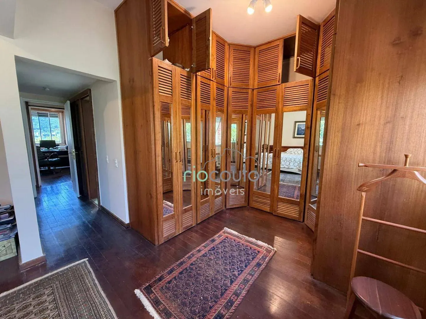 Unfurnished rental apartment with 2 bedrooms and 3 baths — photo 26