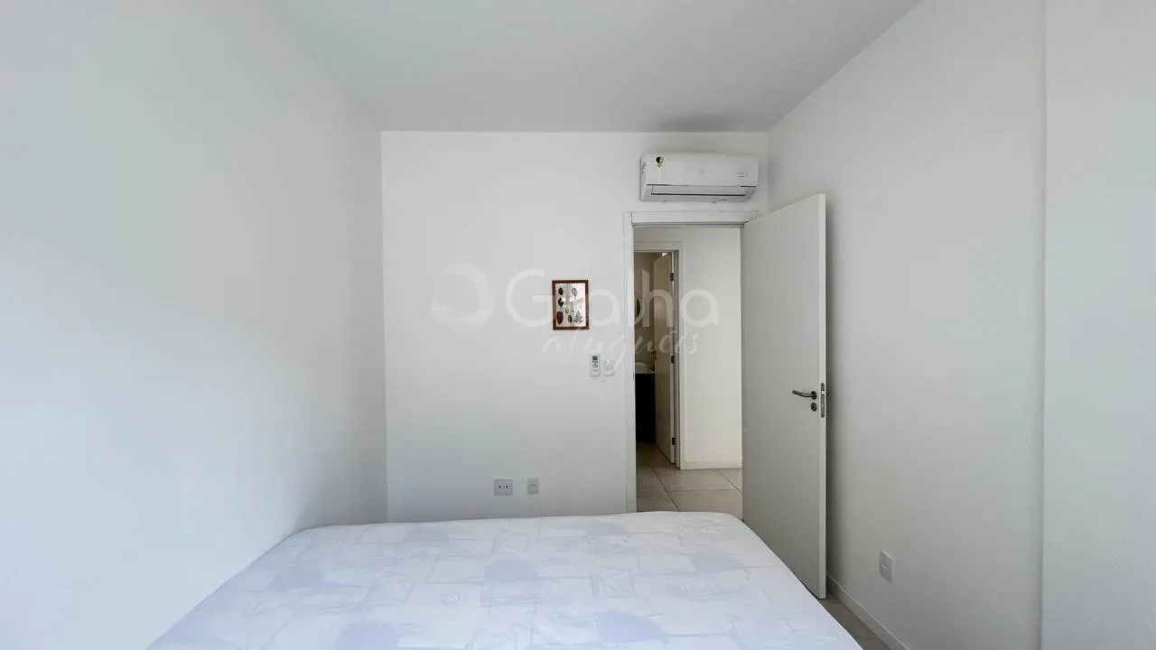 3-bedroom apartment with a home office — photo 10