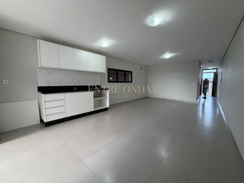 3-bedroom house, 1 with its own bathroom, 202 m² — photo 15