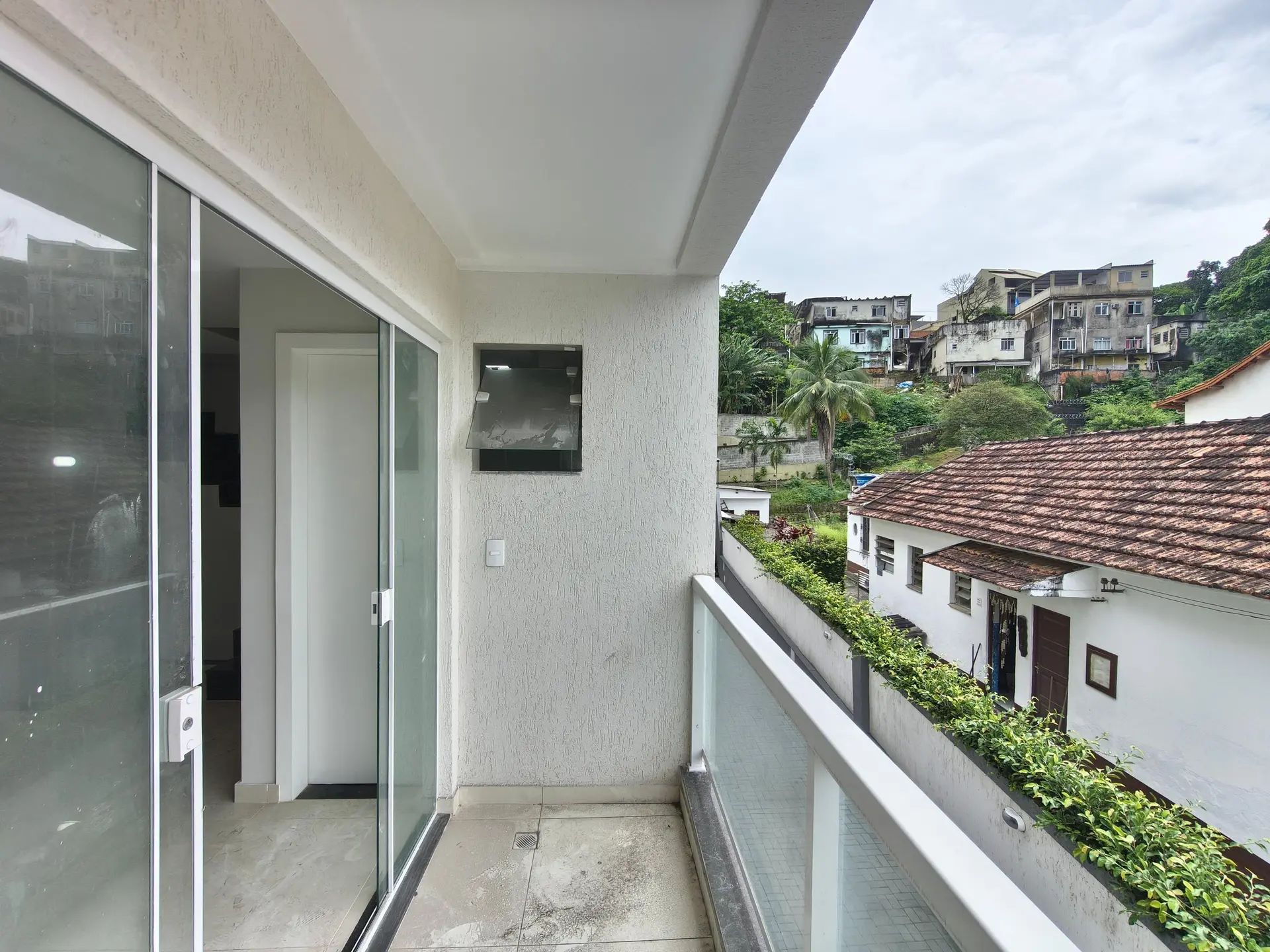 House, 110 m², with floor-to-ceiling windows — photo 17