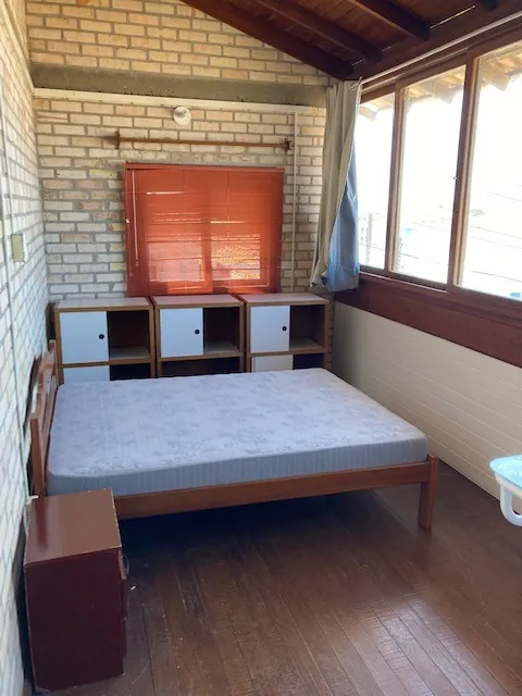 Casa semi amueblada con 1 dormitorio y 2 plazas de parking — photo 12