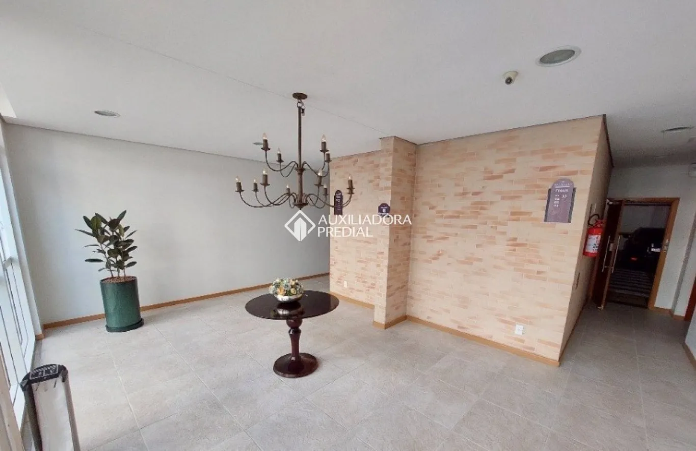 Apartment with open-plan kitchen and private garden — photo 29