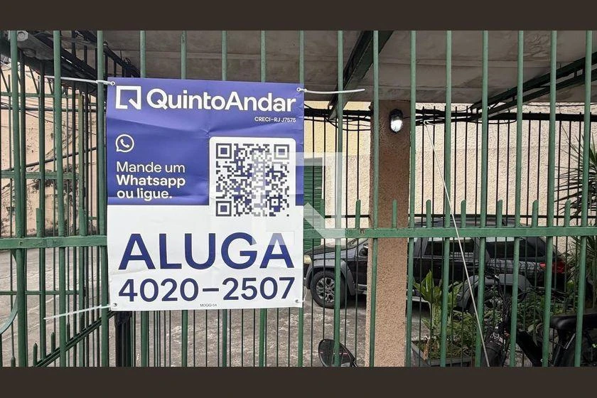 Apartamento com piso de madeira ou laminado, Benfica — photo 35