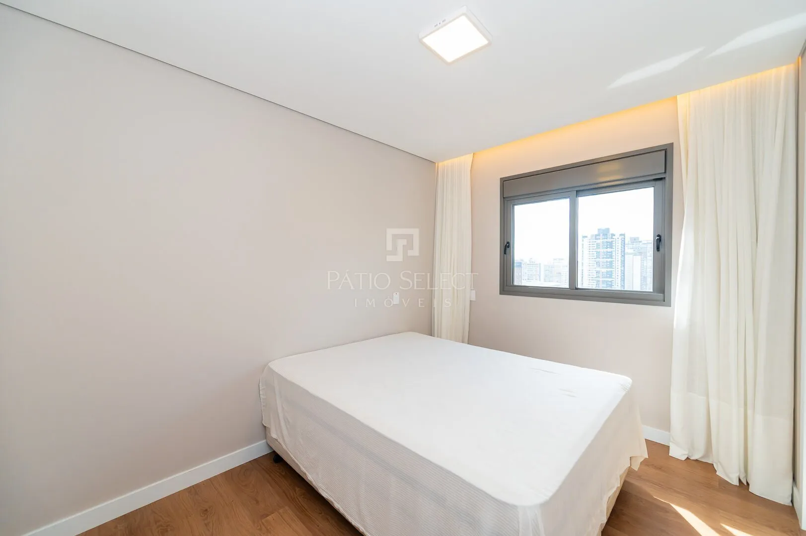 220 m² apartment with 3 en-suite bedrooms and 2 parking — photo 36