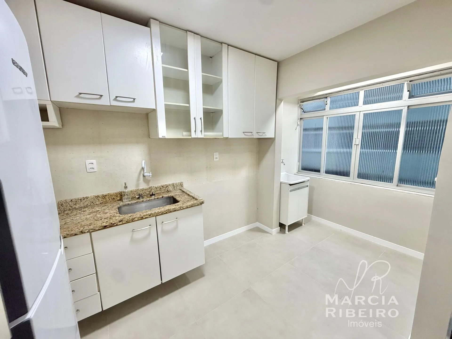 Apartamento com piso de madeira ou laminado, Trindade Norte