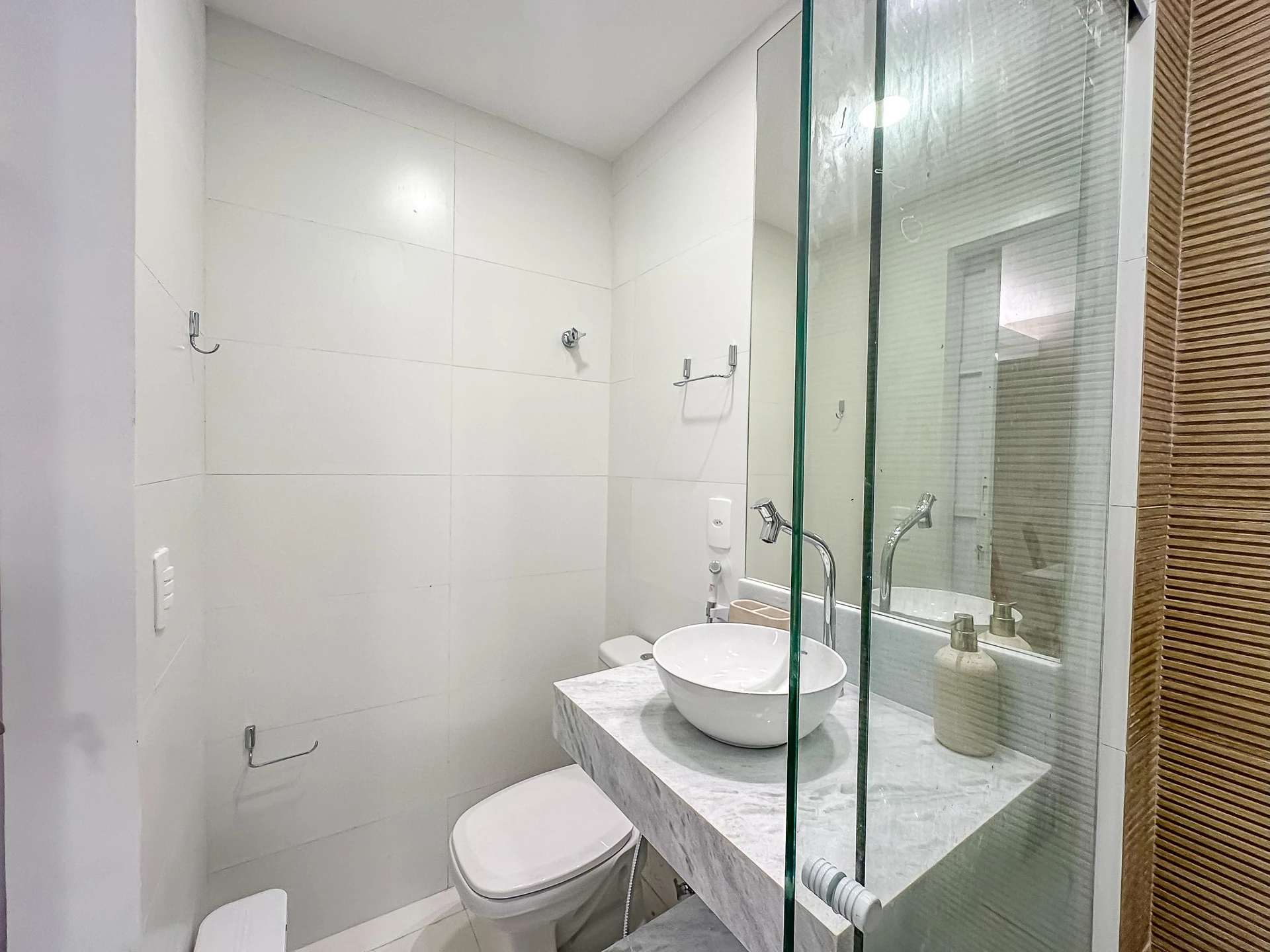 Меблированная квартира с 1 спальней и кухней open-plan — photo 48