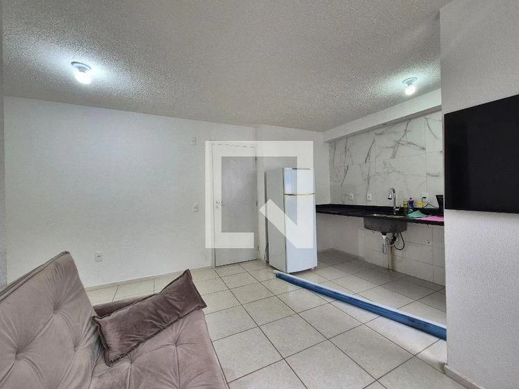 2-bedroom apartment in a building with a gym — photo 4