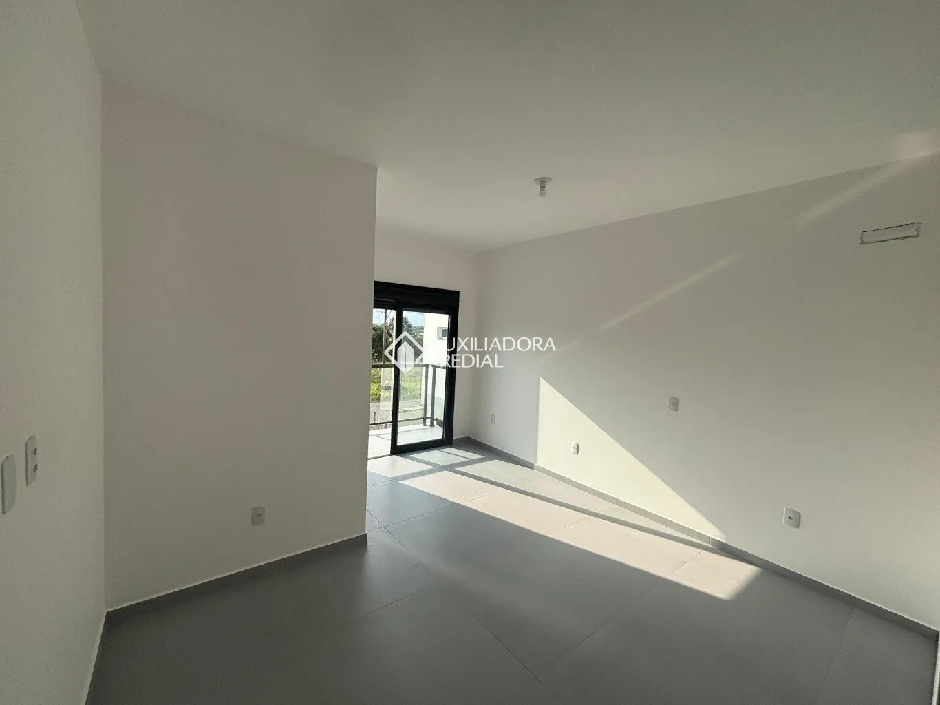 House with open-plan kitchen and 3 en-suite bedrooms — photo 3