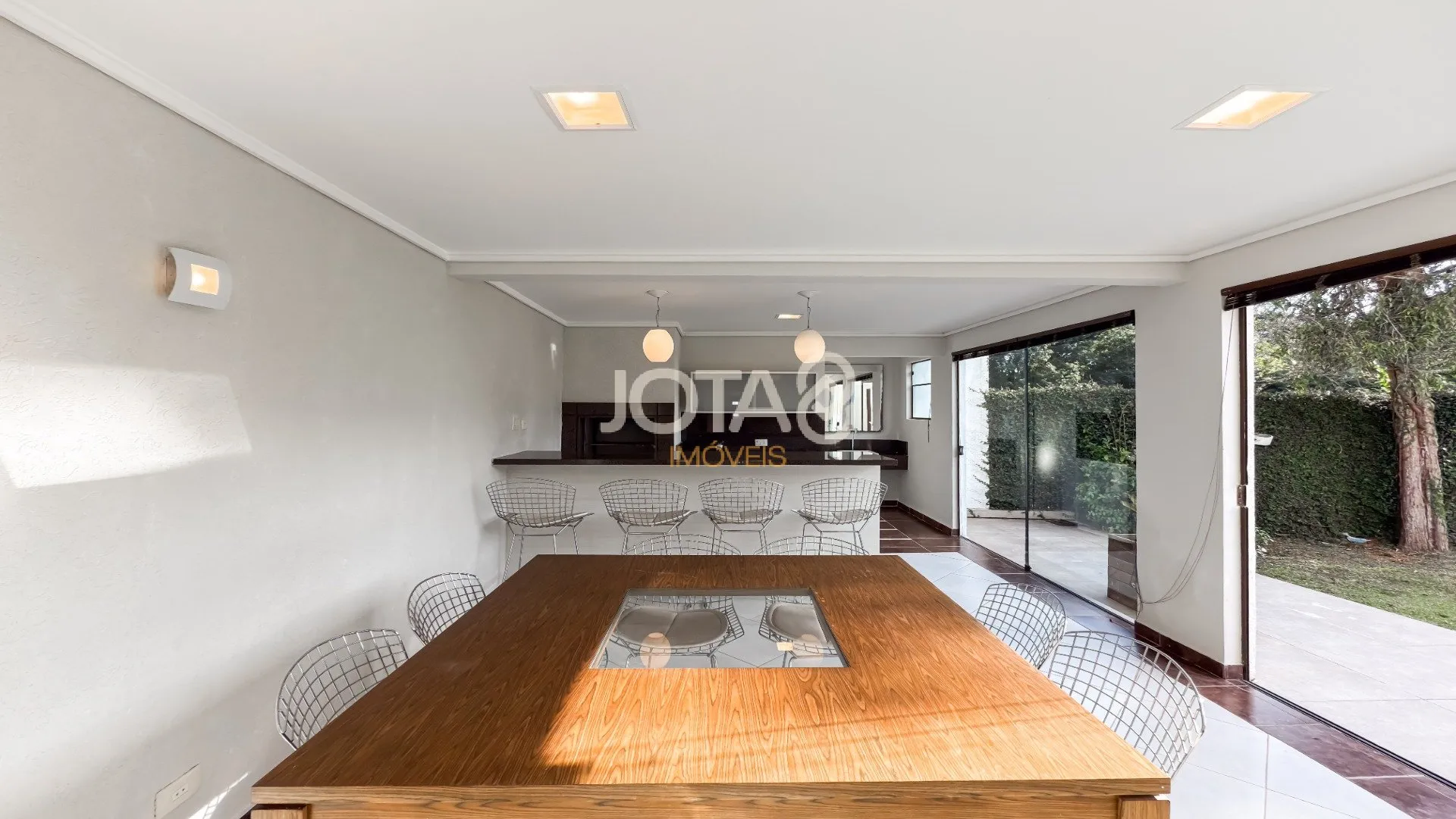 Casa com piscina de uso exclusivo e 4 suítes — photo 31