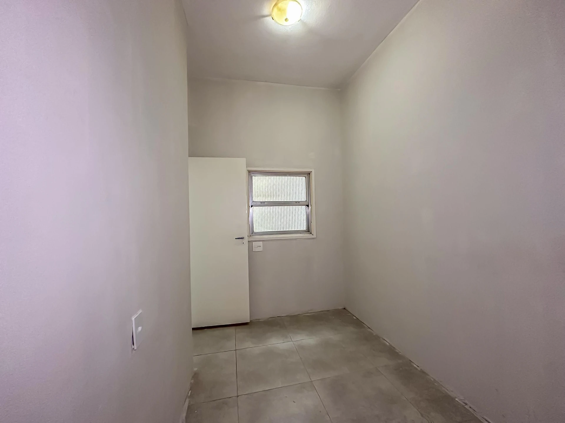 Apartment with 3 bedrooms, 1 en-suite and separate kitchen — photo 47