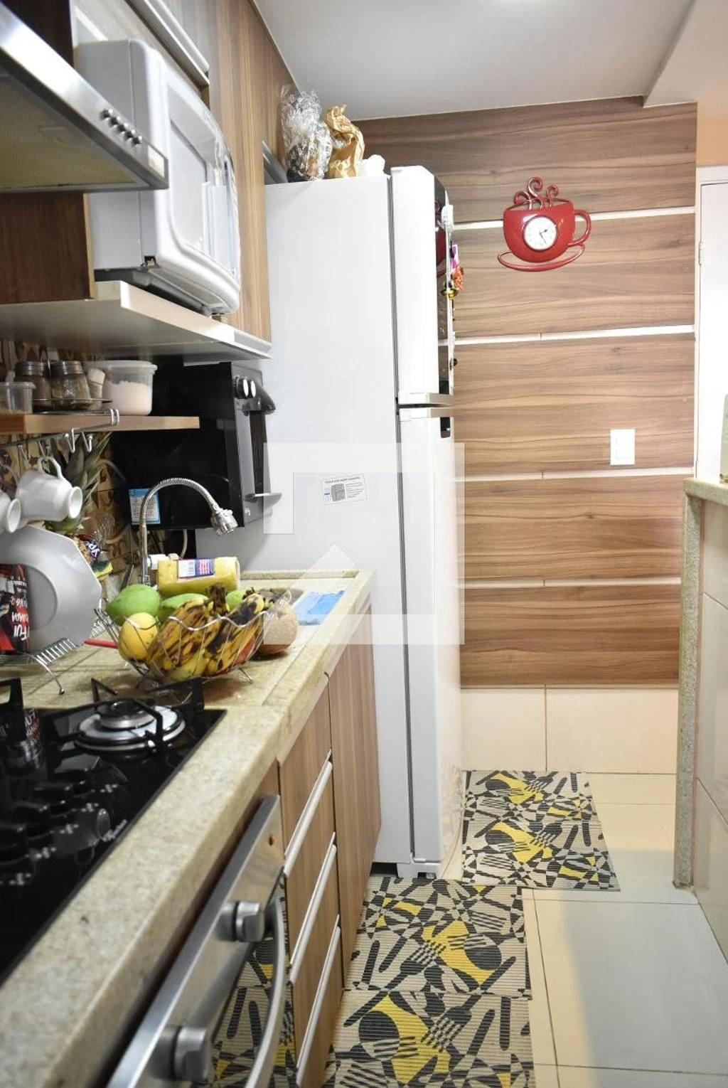 Furnished apartment with open-plan kitchen and 2 bedrooms — photo 23