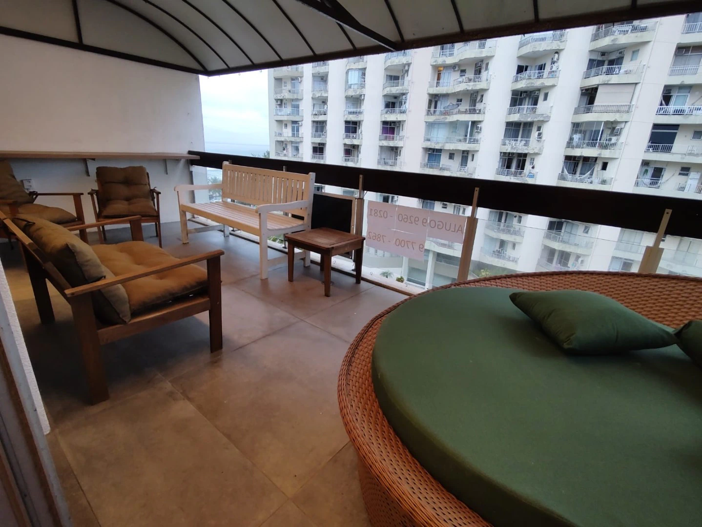 One-bedroom apartment with a water view — photo 11