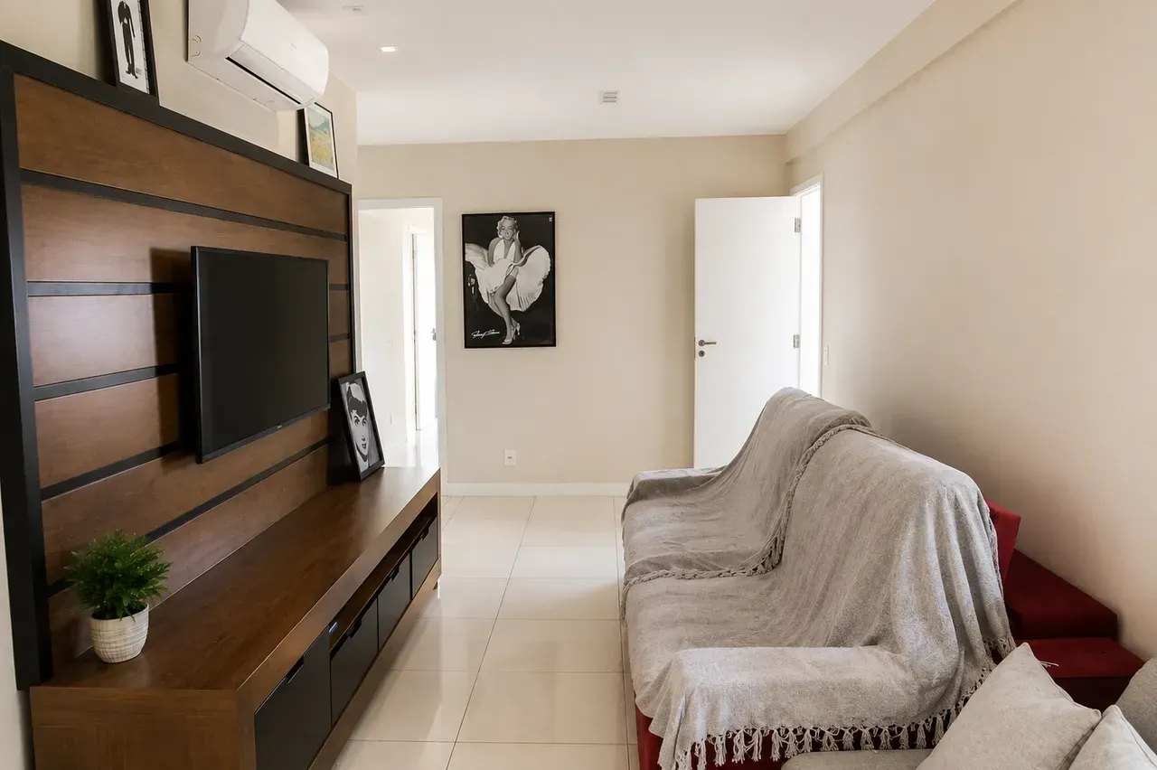 Furnished apartment with 4 bedrooms and 5 bathrooms — photo 15