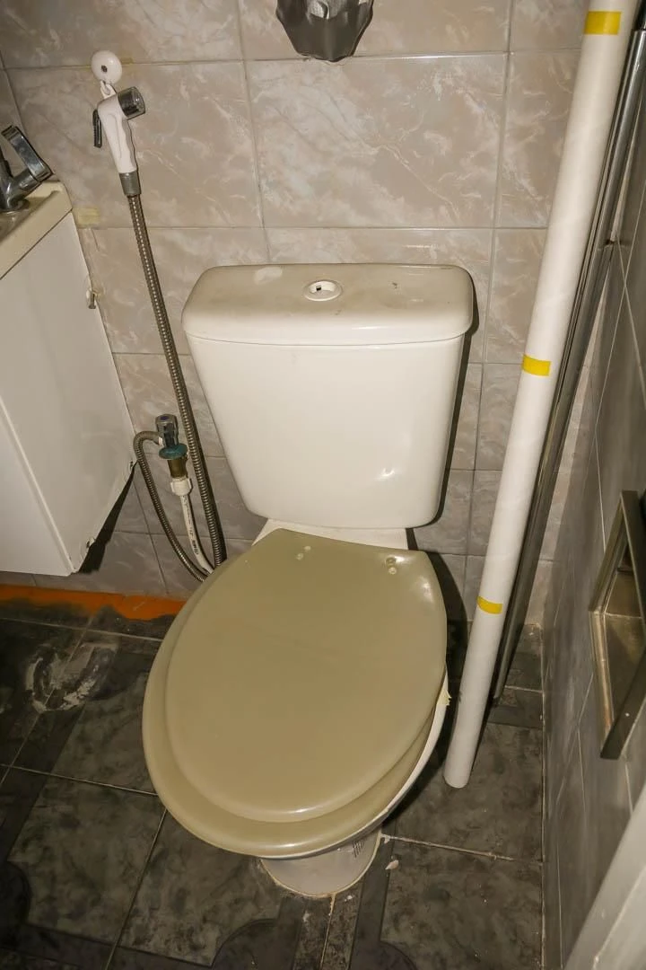 Apartamento de 2 dormitorios y 1 baño con cocina cerrada — photo 21