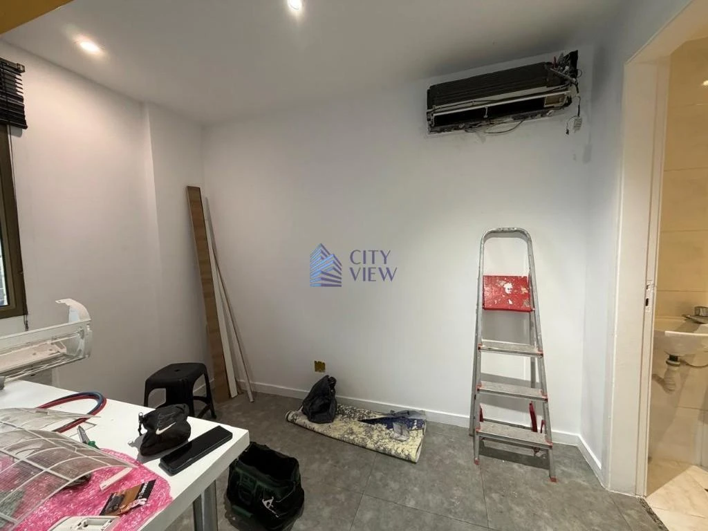 3-bedroom apartment with glass-enclosed balcony — photo 15