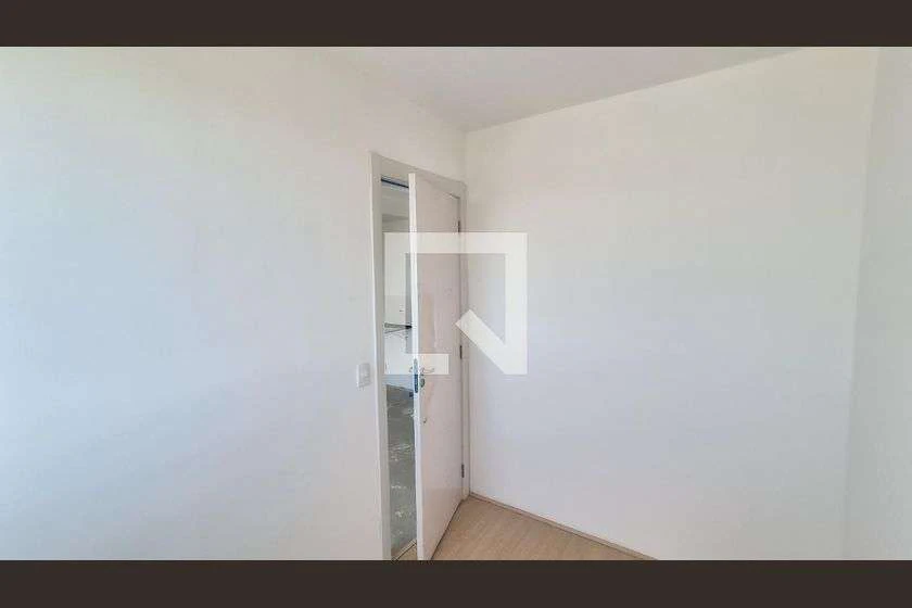 2-bedroom 38 m² apartment to rent with 1 bathroom — photo 22