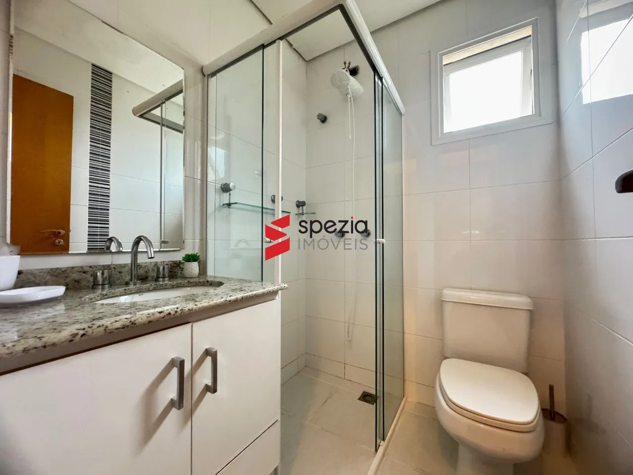 Рабочее место и 2 спальни: квартира 52 м² — photo 11