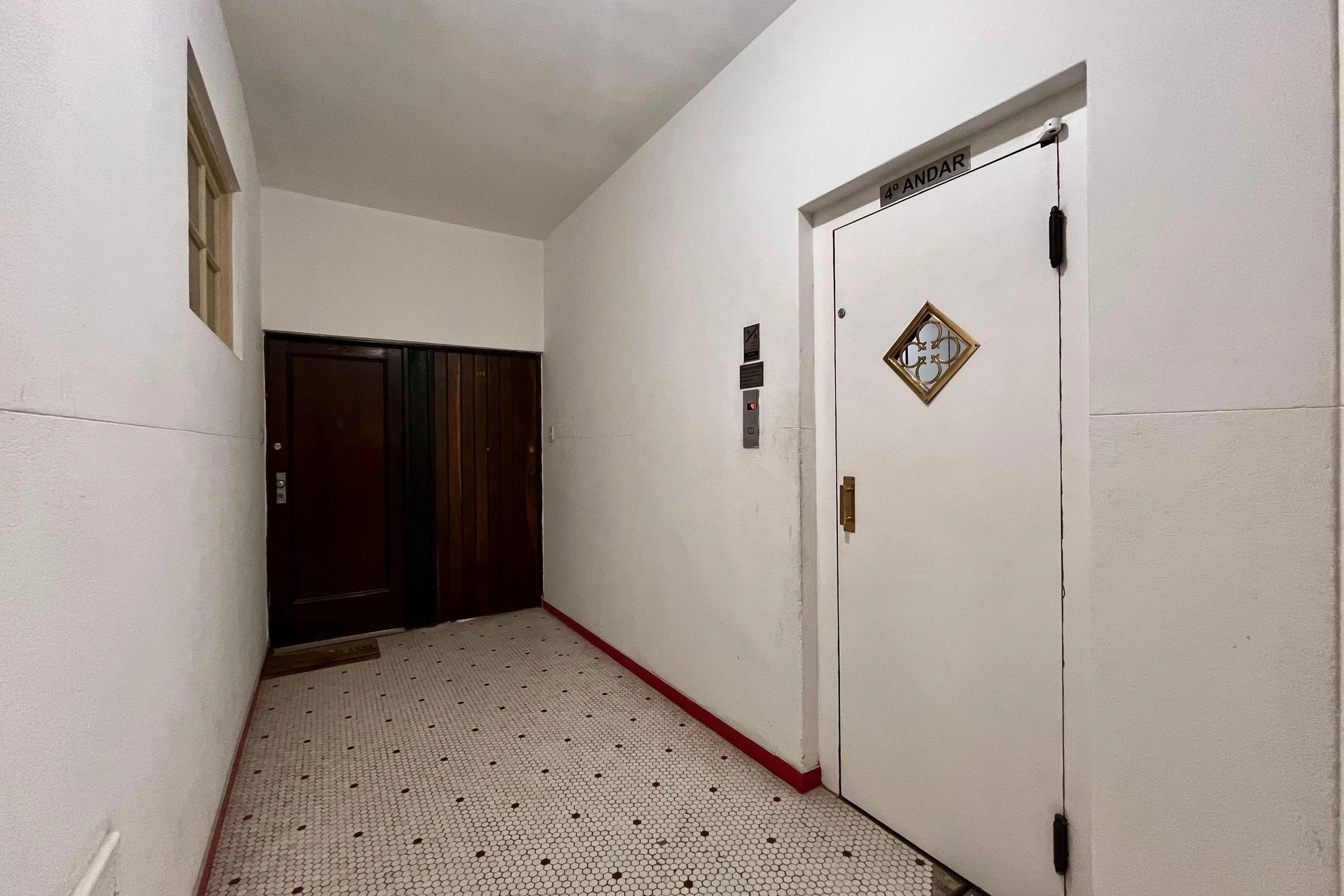 Apartamento sem mobília com 2 quartos e cozinha americana — photo 32