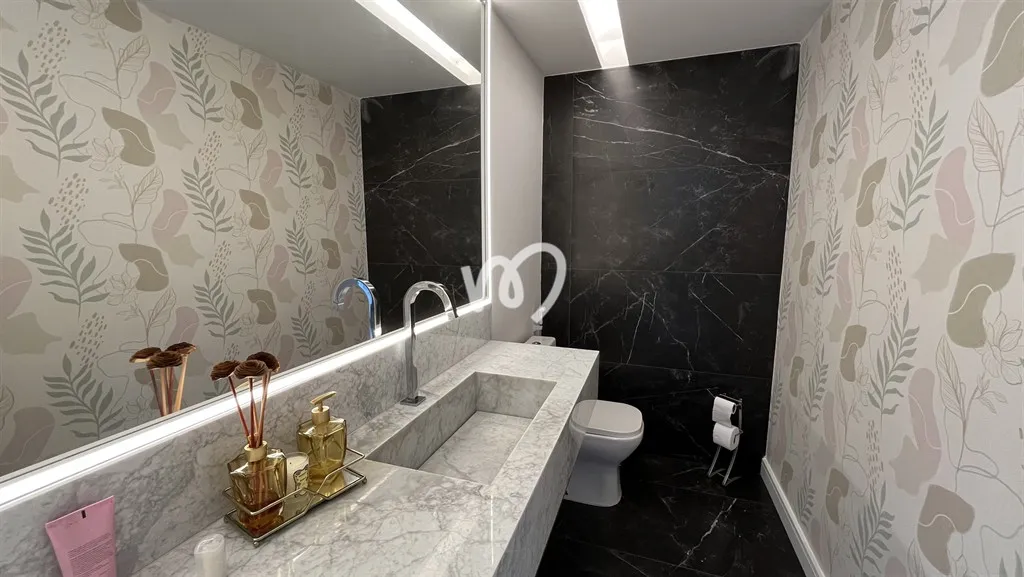 Furnished house with 5 bedrooms and an open-plan kitchen — photo 11