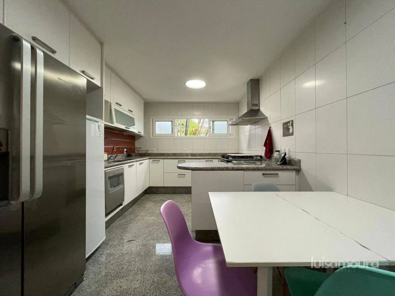 Furnished 4-bedroom house with 5 bathrooms — photo 10