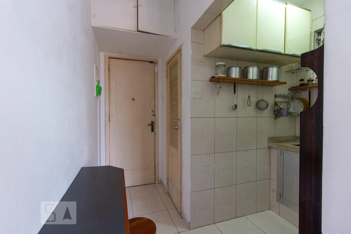Меблированная студия 30 м² — photo 2