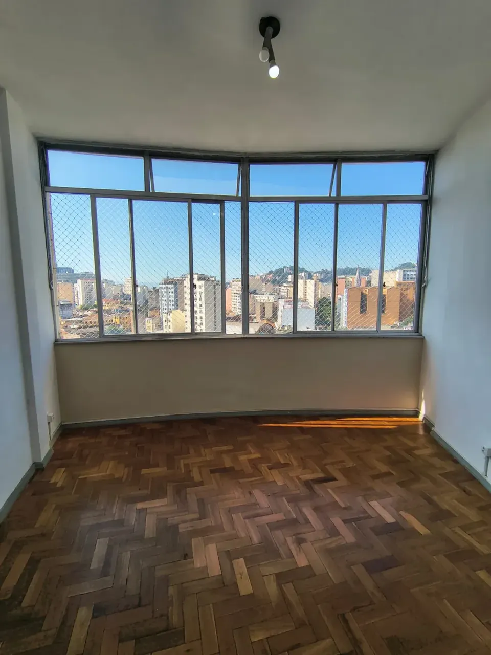1-bedroom apartment with no parking space — photo 3