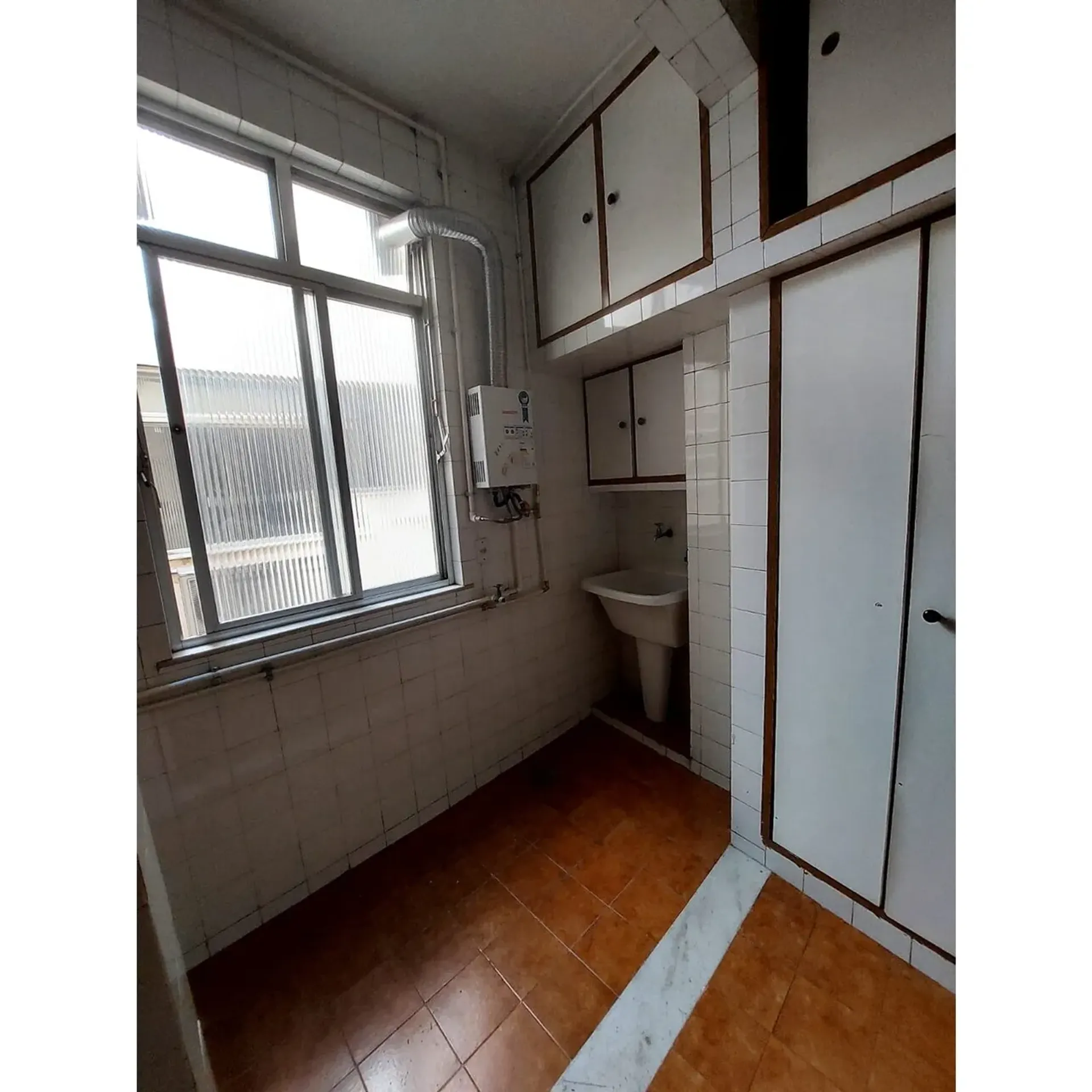 Home office in a 3-bedroom apartment, 132 m² — photo 37