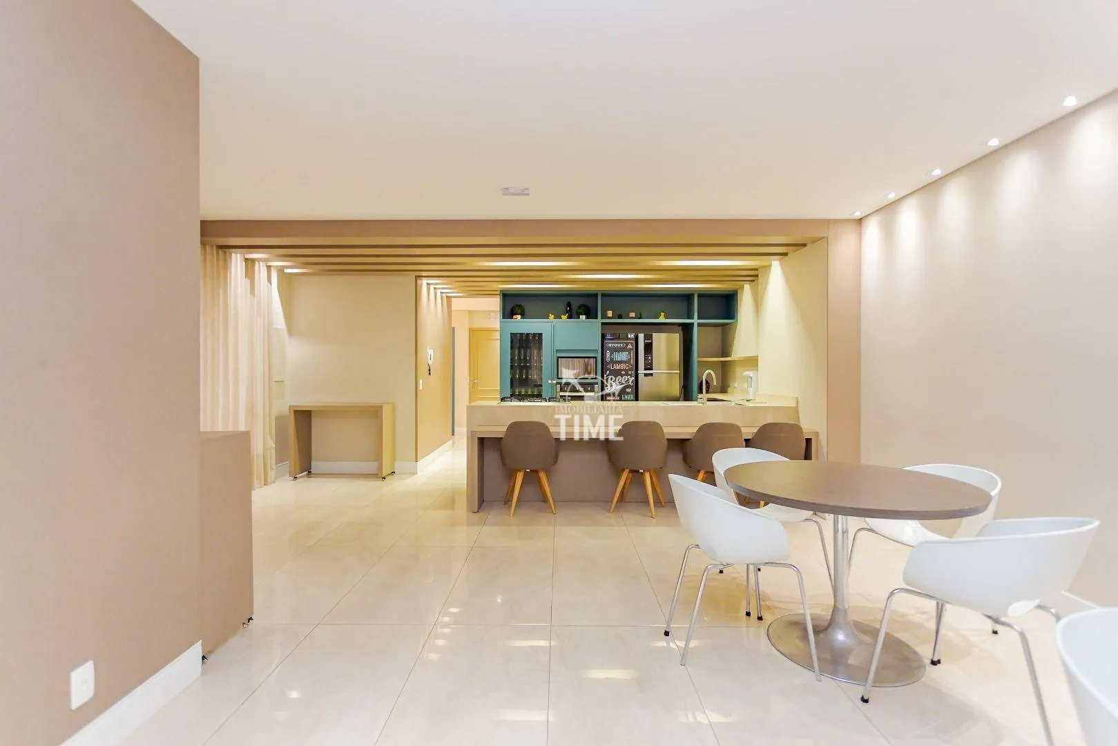 Apartamento mobiliado de 1 dormitório com 93 m² — photo 73