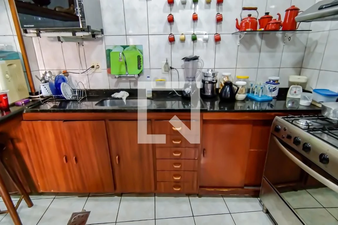 Furnished house with 4 bedrooms and private garden — photo 49