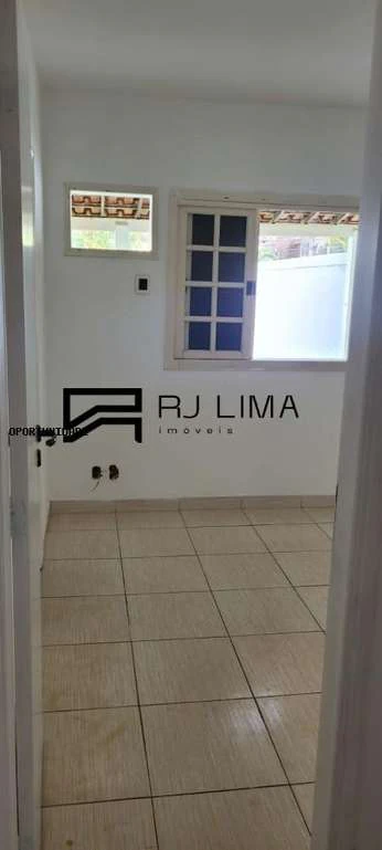 Casa em condomínio com 3 dormitórios e 220 m² — photo 12