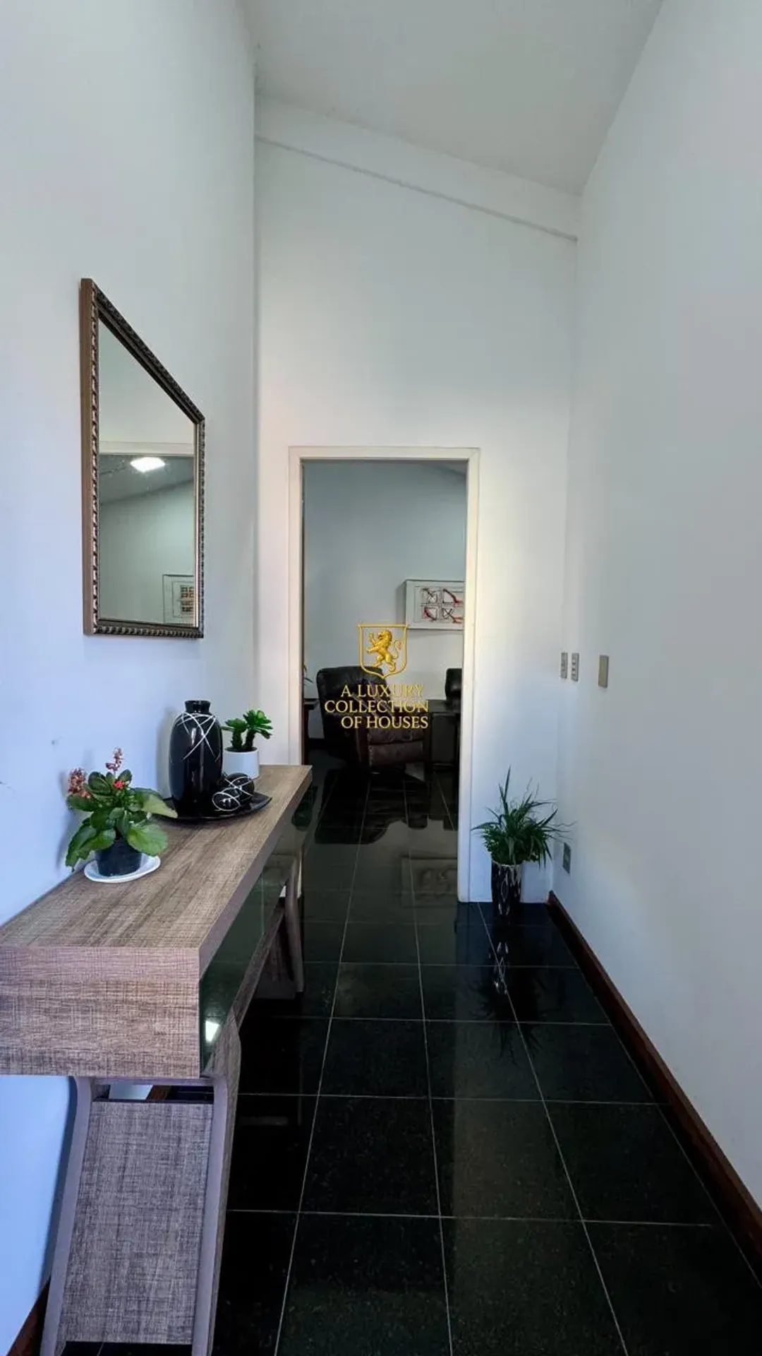 Casa mobiliada com 9 quartos e 3 vagas — photo 19