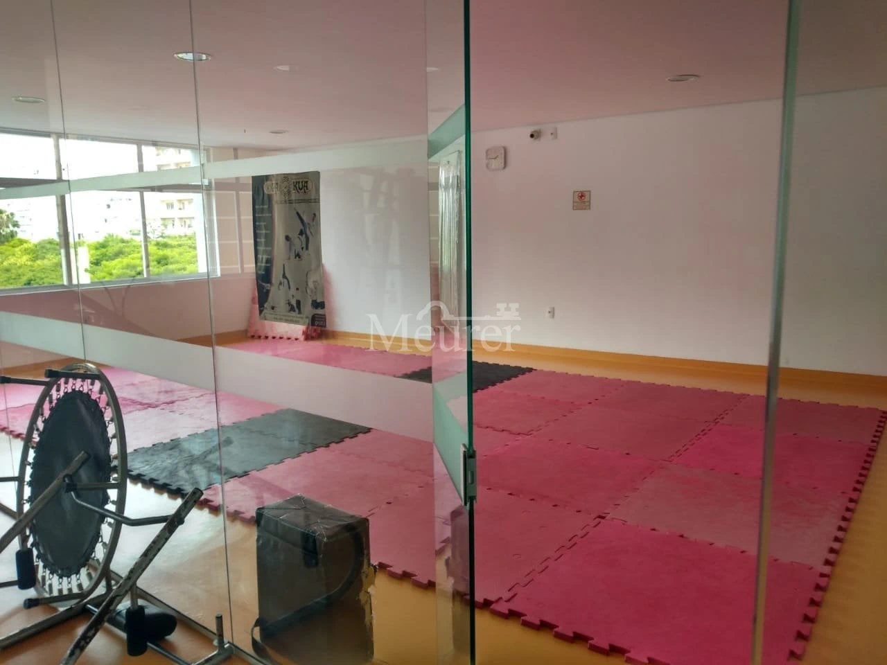 Furnished apartment, 33 m², with a private pool