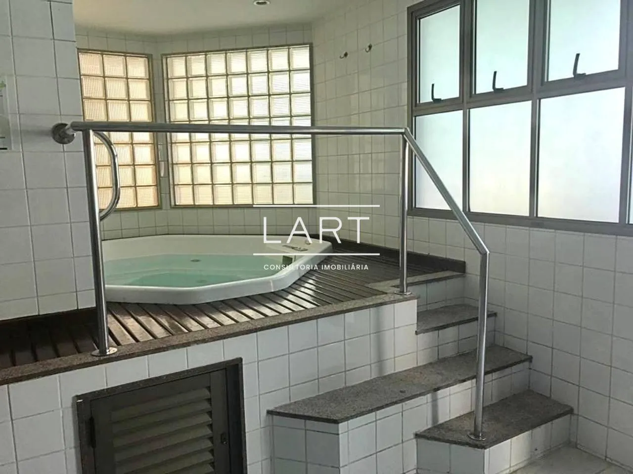 Furnished apartment, 160 m², with a dishwasher — photo 17