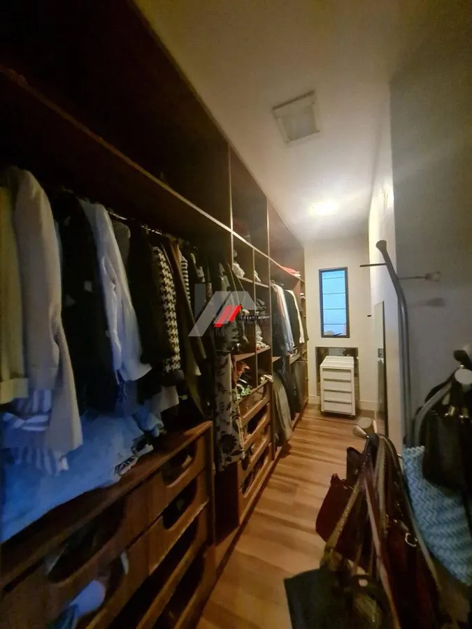 Меблированная квартира 212 м² с застекленным балконом — photo 8