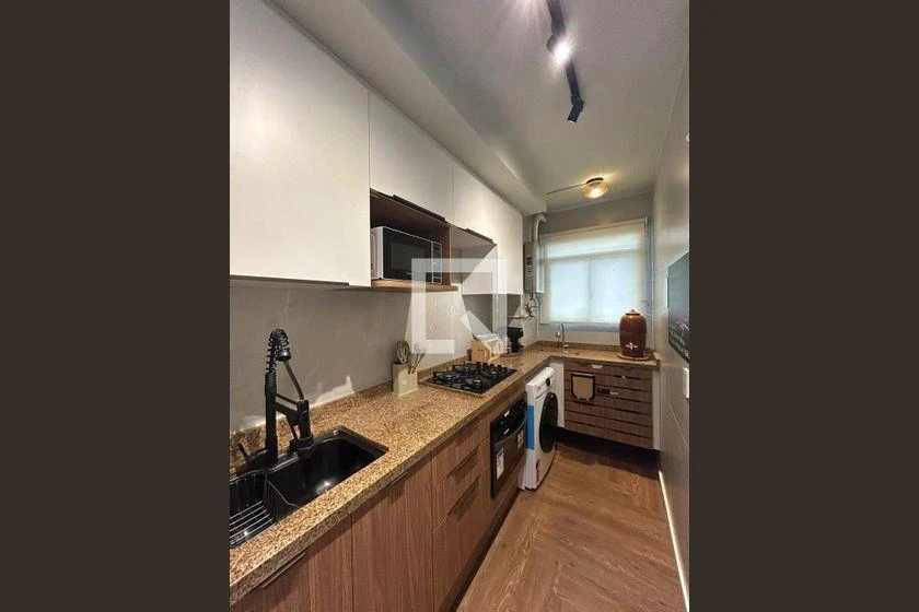 Мебльована квартира 45 м² з 2 спальнями та балконом — photo 36