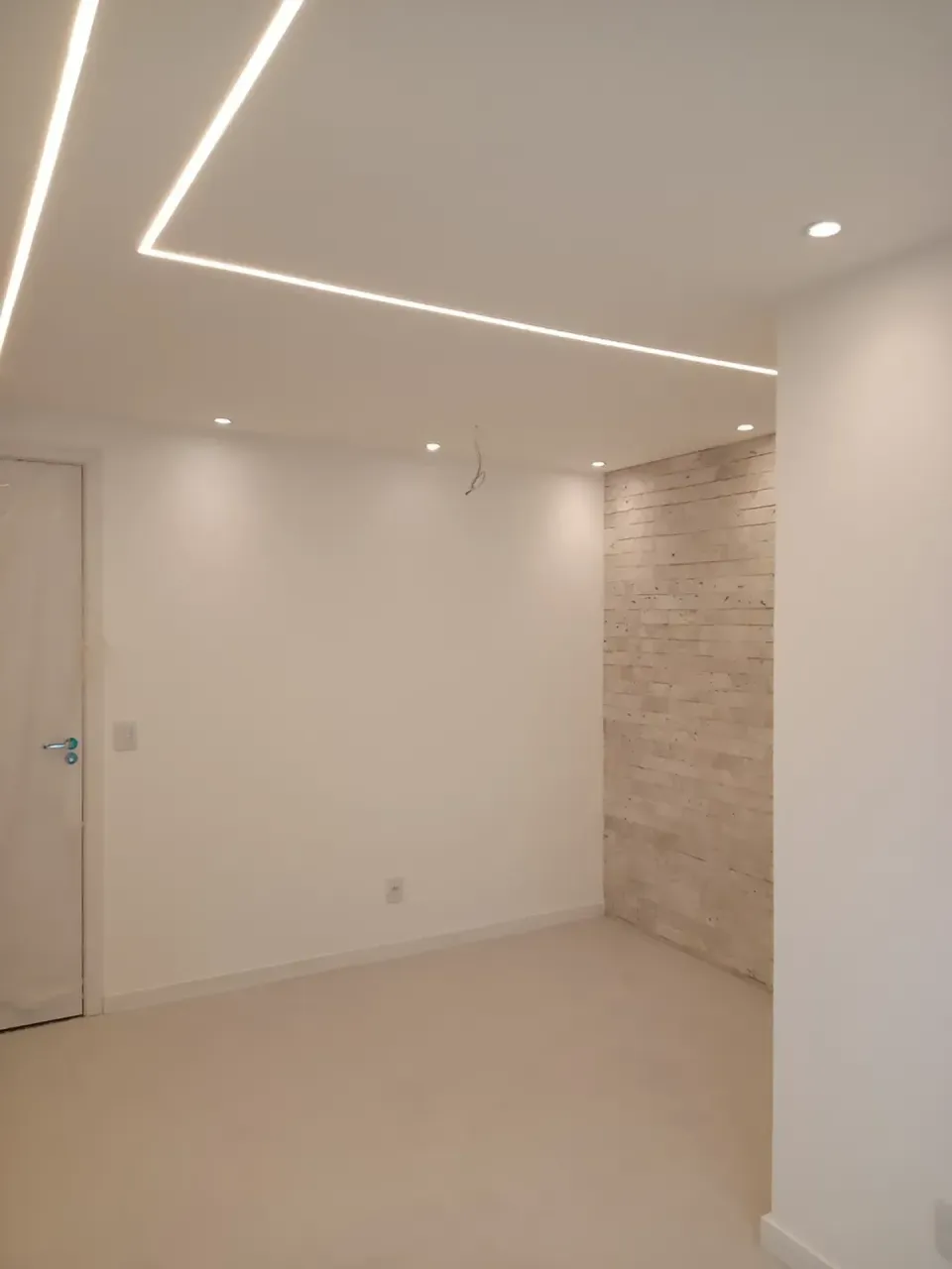 Apartamento com 2 quartos e varanda em bom estado — photo 17