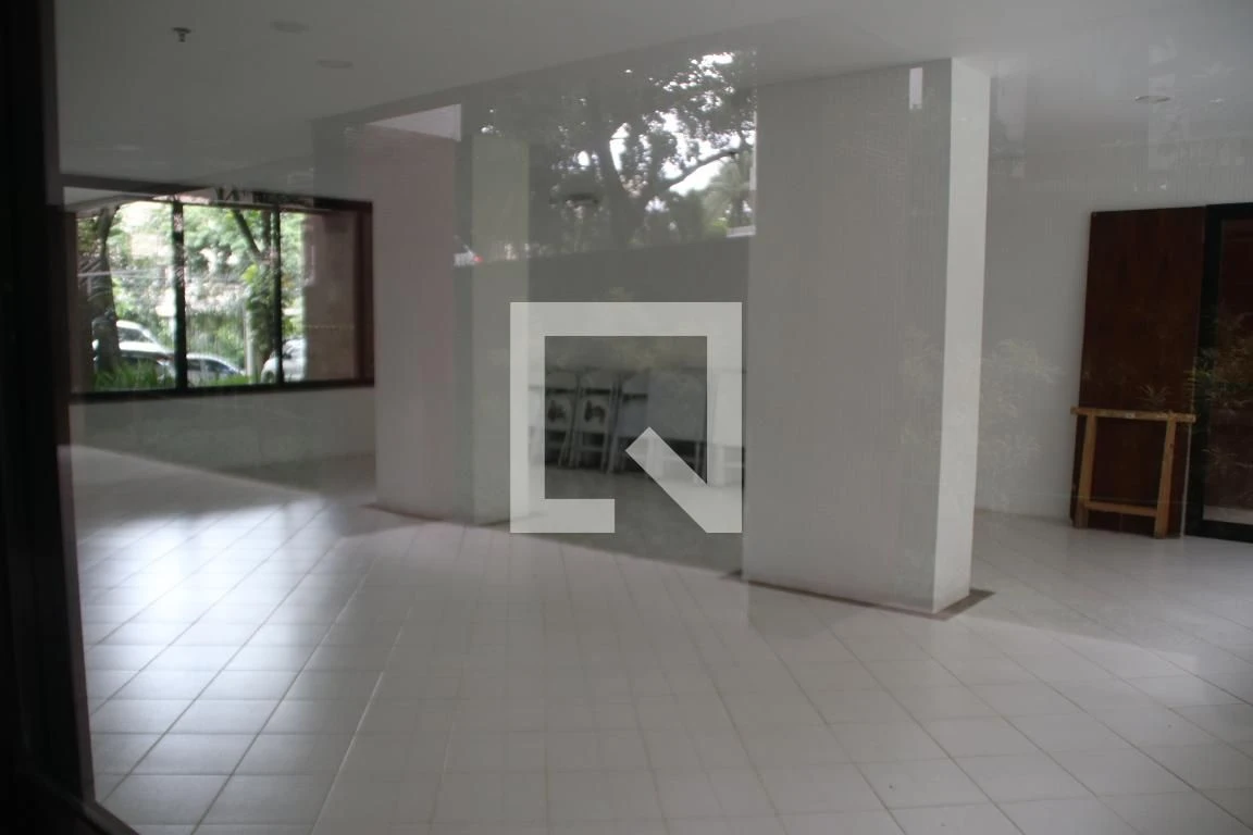 3-bedroom apartment with suite and gourmet balcony — photo 46