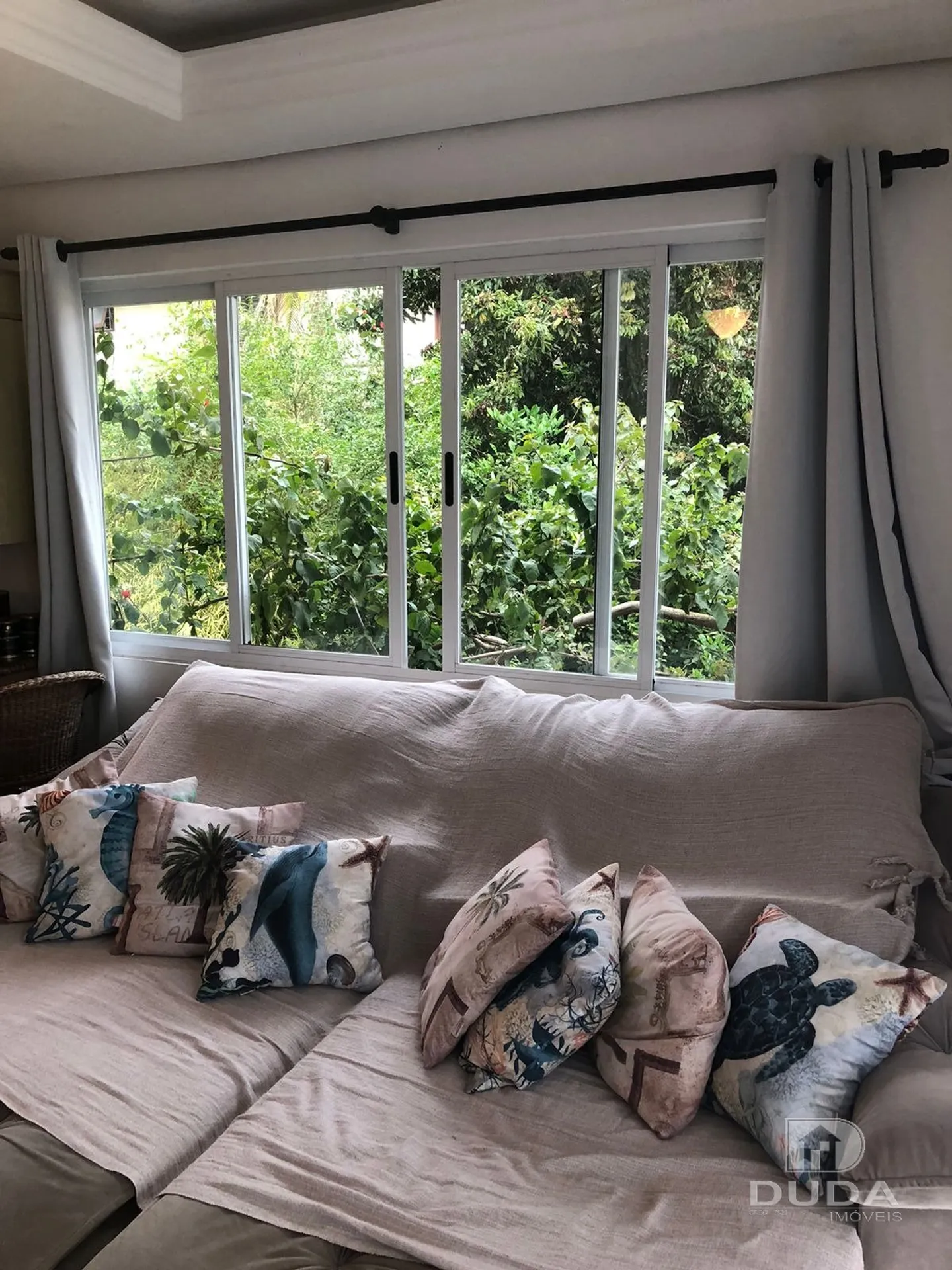 Casa amueblada con 4 dormitorios y cocina abierta — photo 62