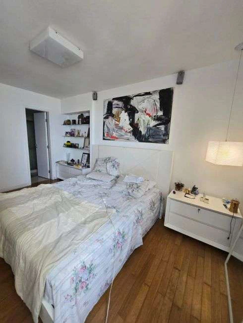 Furnished 200 m² apartment with 4 bedrooms and 3 parking — photo 19