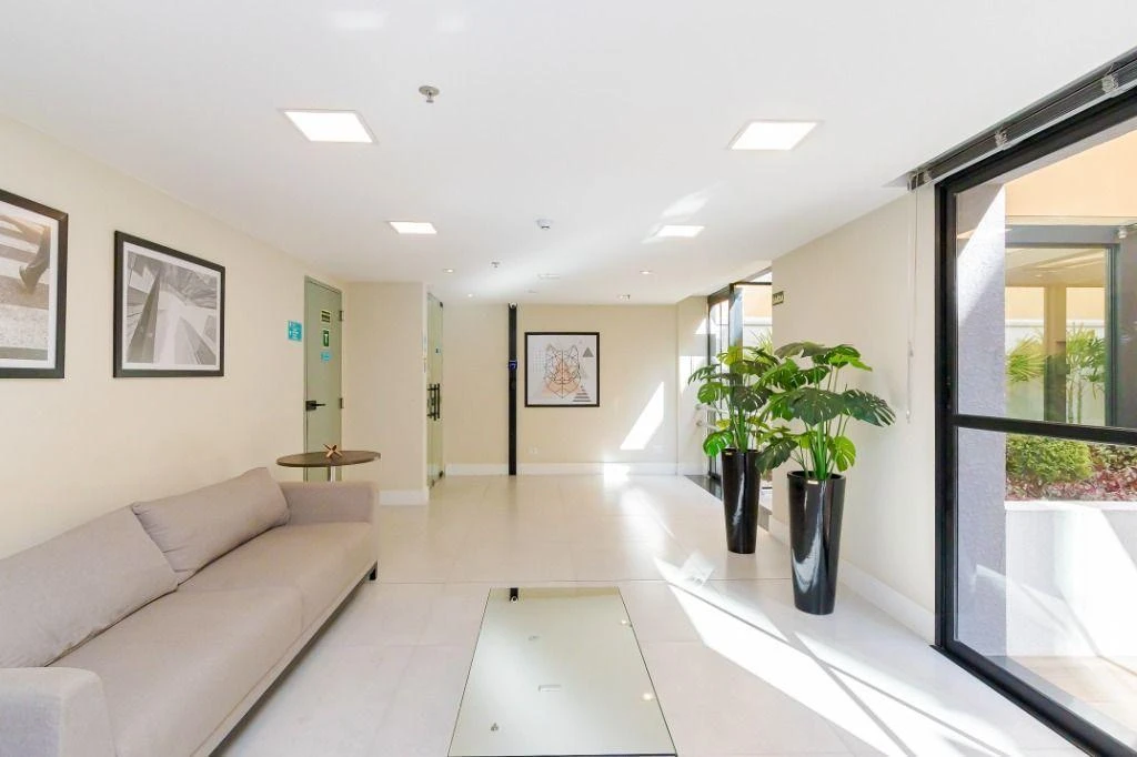 1 quarto e espaço de home office: apartamento de 17 m² — photo 35