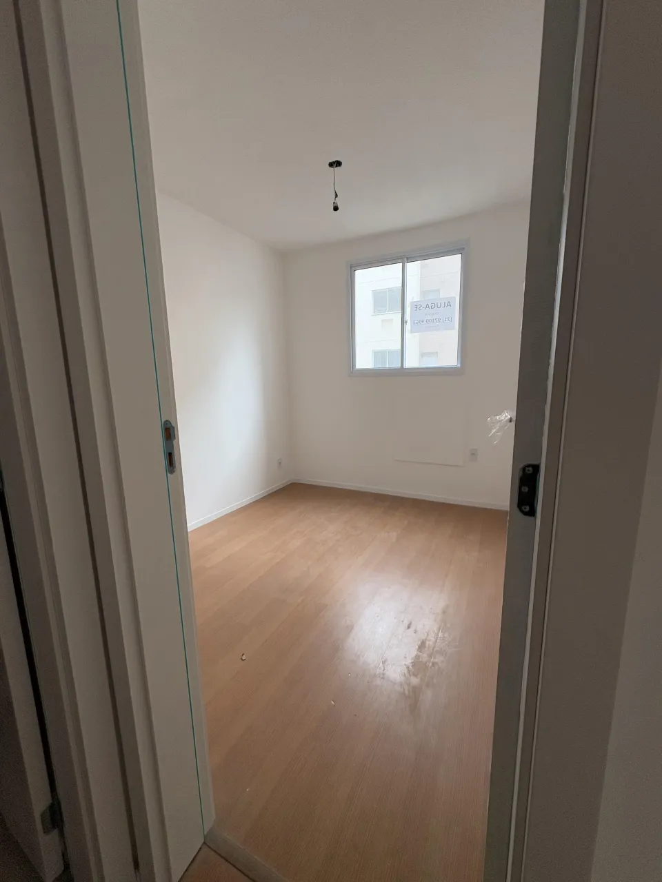 Unfurnished 1-bedroom apartment with 1 bathroom and parking — photo 3