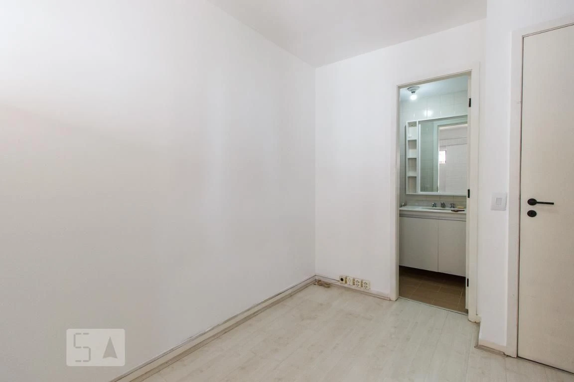 2-bedroom rental apartment with en-suites and 1 parking spot — photo 15