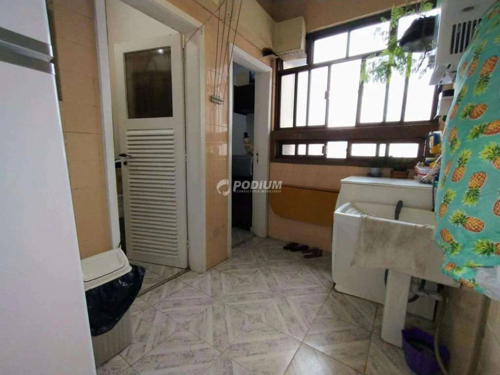 4-bedroom apartment with sauna in the building and 180 m² — photo 22