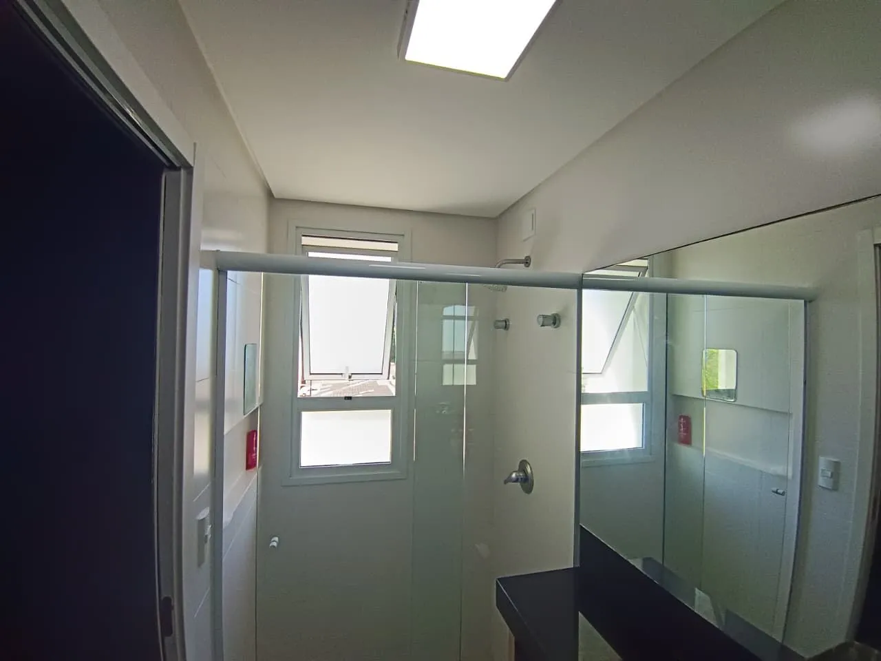 Furnished 96 m² apartment with private BBQ — photo 51