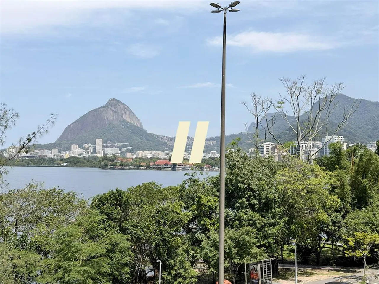 3-bedroom apartment with a bathtub in Rio de Janeiro — photo 18