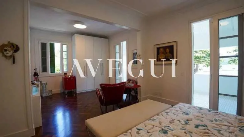 Furnished house with 4 bedrooms and 5 bathrooms — photo 22